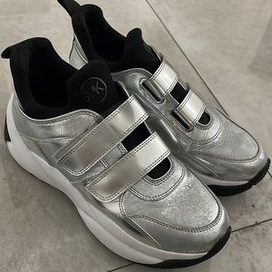 Michel kors silver, black and shite sneakers. Size 9M